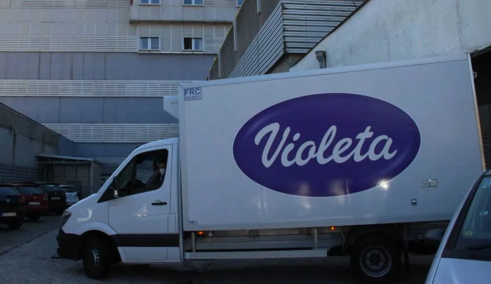 Violetina donacija zaštitne opreme i respiratora stigla u SKB Mostar