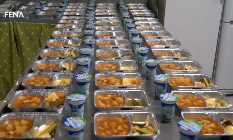 Udruženje građana iz Mostara podijelilo 70 hiljada obroka (VIDEO)