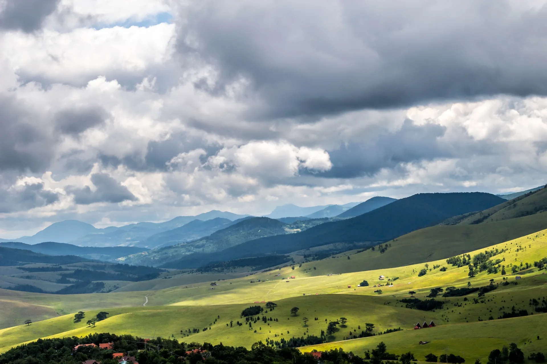 gorana-b-VkeuvuTOCdc-unsplash