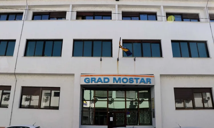 Vrši se nadzor nad javnim površinama u Mostaru