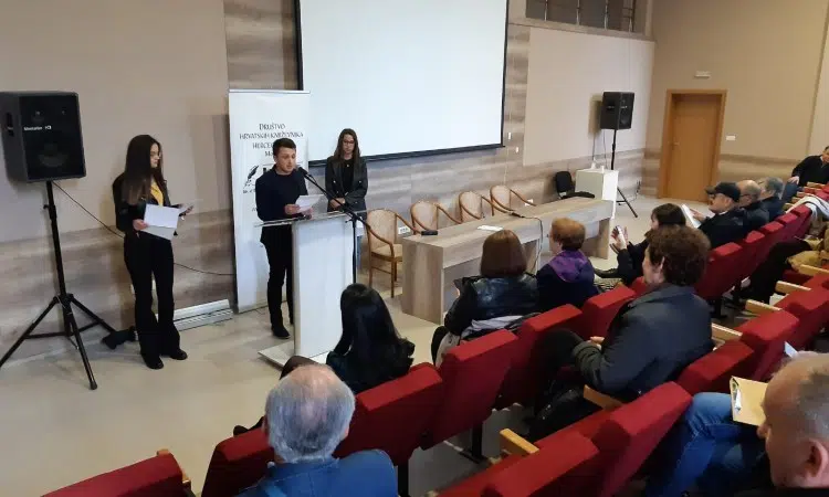 DHK HB održalo književnu tribinu “Breviarium poeticum”