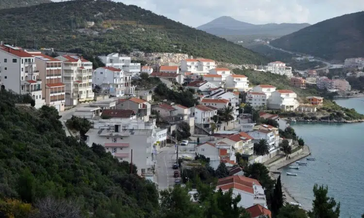Ove godine značajno smanjen promet na graničnim prijelazima u Neumu