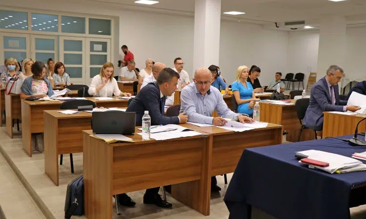 Skupština usvojila amandmane na Ustav HNŽ-a; Srbi su konstitutivni