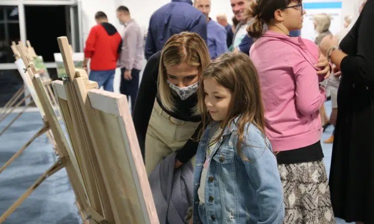 Otvorena izložba ‘Hercegovinom’ autorice Azre Čopelj