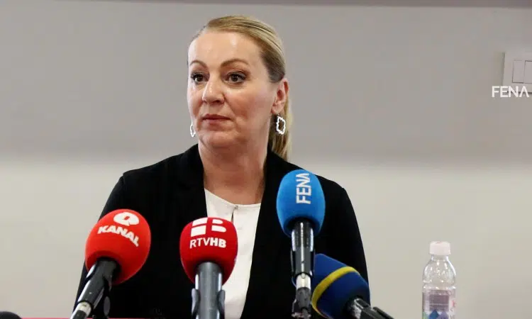 Indira Levak za doček Nove godine u Mostaru (VIDEO)