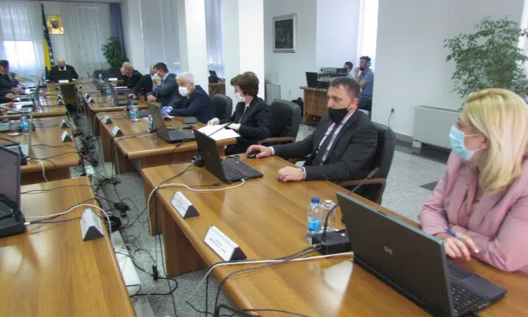 Vlada FBiH danas zasjeda u Mostaru