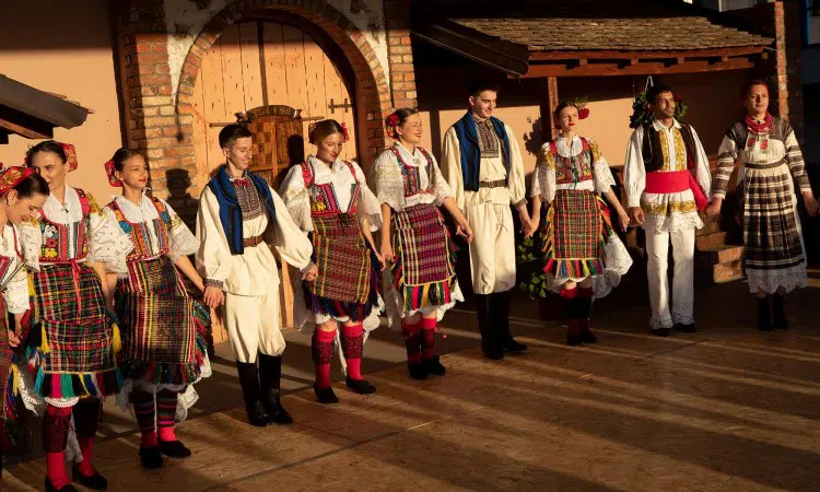 Mostar domaćin Druge revije tradicijskog ruha ‘Od mora do Save’