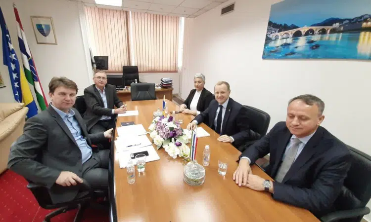 Predstavnici delegatskog kluba Bošnjaka posjetili sjedište institucija HNK-a