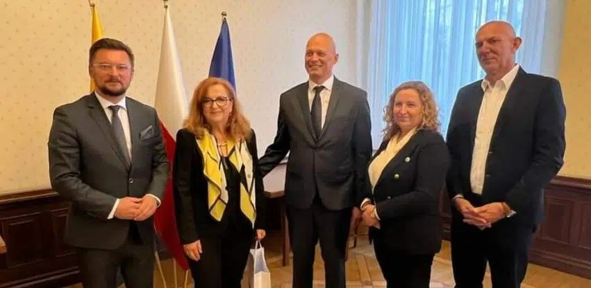 Aerodrom Mostar potpisao ugovor za uspostavu zračne linije s Poljskom aerodrom mostar