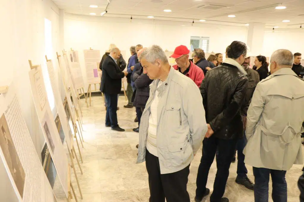 U mostarskom Centru za kulturu upriličena dokumentarna izložba o bh. književniku Osmanu Đikiću