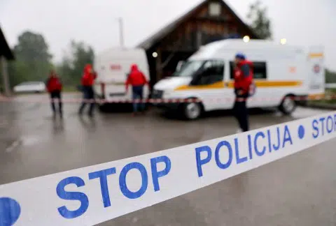 Završena potraga za zrakoplovom, poginulo svo četvoro putnika