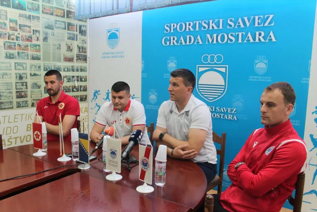 Zrinjski i Velež potpuno rasterećeni dočekuju gradski derbi