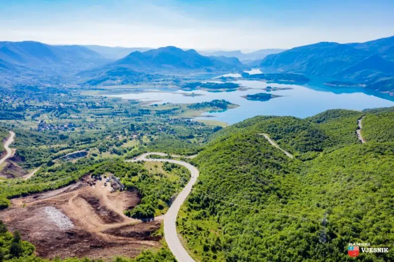 NAJAVA PREZENTACIJE I RAZGOVORA O UČENIČKOM STIPENDIRANJU ZA TVORNICU GS RAMA