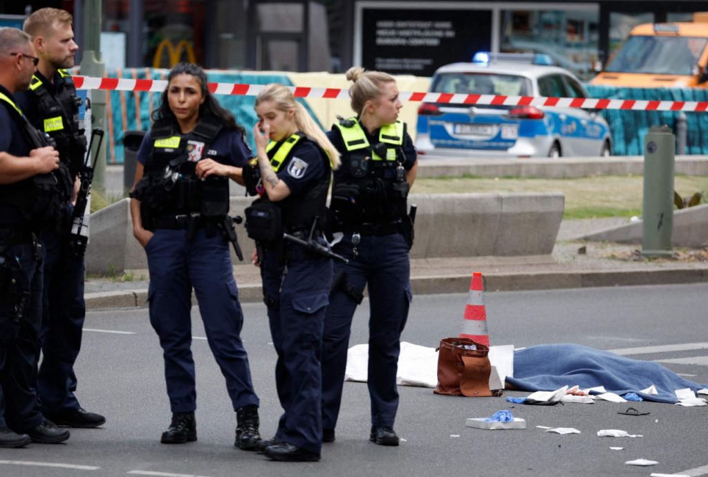 terorizam u berlinu? autom se zaletio u ljude, ima mrtvih i ozlijeđenih