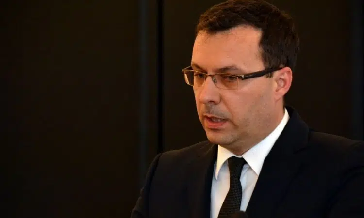 Ispod vozila ministra Džindića bio postavljen uređaj za praćenje