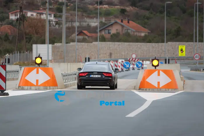 Koja vozila ne smiju na autocestu i brzu cestu?