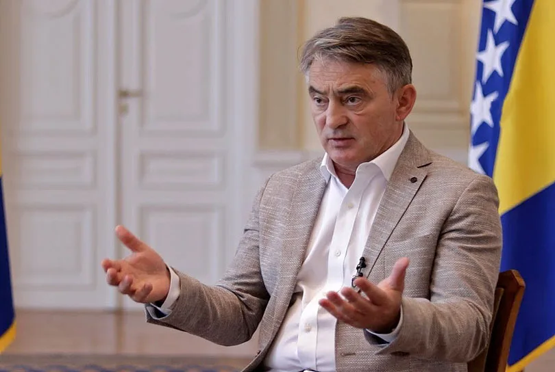Komšić: Nije mi važno hoće li pobijediti Izetbegović ili Bećirović, moj protivnik je HDZ