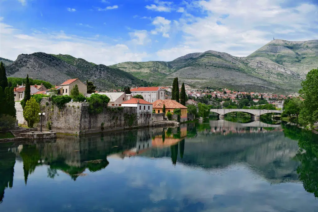 Trebinje – TOP 10 razloga zašto ga posjetiti trebinje