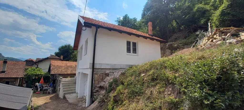 Grabovci: Zaimi Điver uručeni ključevi novoizgrađene kuće, za čiju su izgradnju humani ljudi prikupili 45 hiljada KM