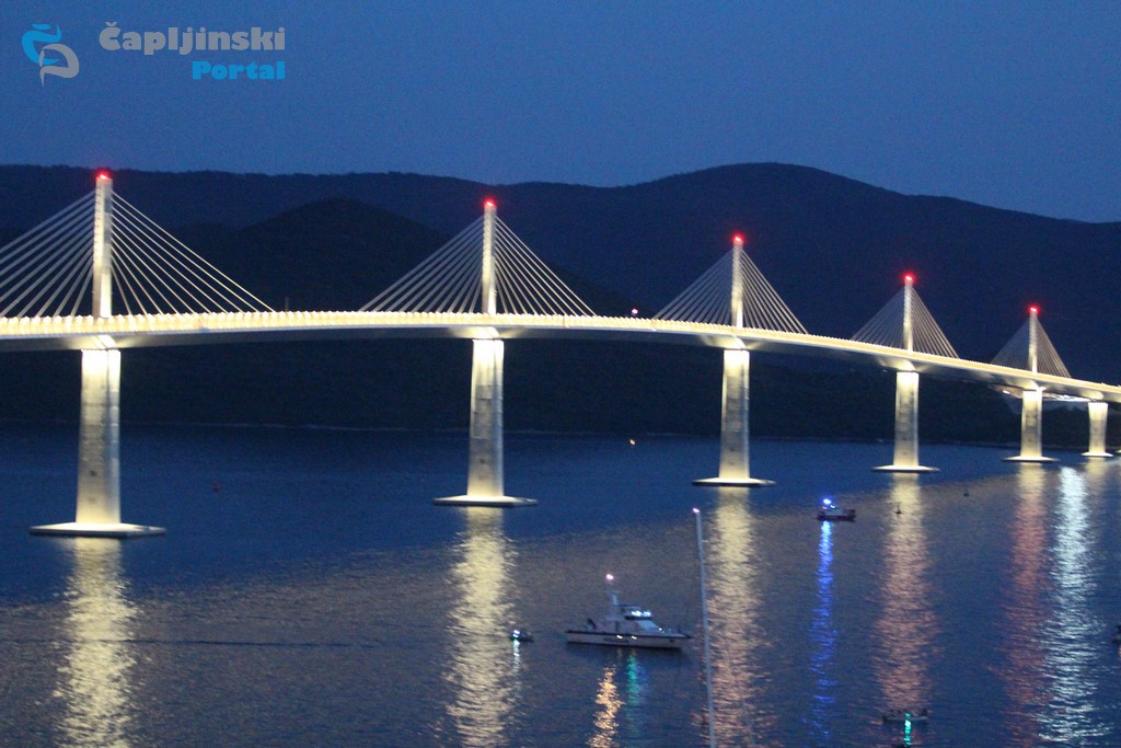 FOTO/VIDEO | ČA::portal na Pelješkom mostu: Ostvaren višestoljetni san – Hrvatska je povezana!