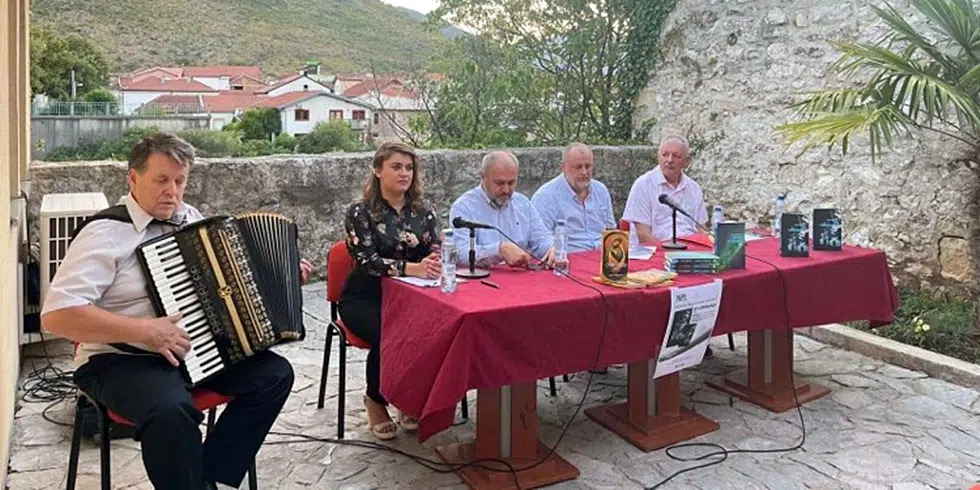 Mostarsko ljeto: Predstavljeno “99 umiranja”