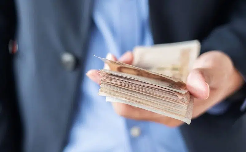 Poslodavci najavljuju isplatu pomoći radnicima