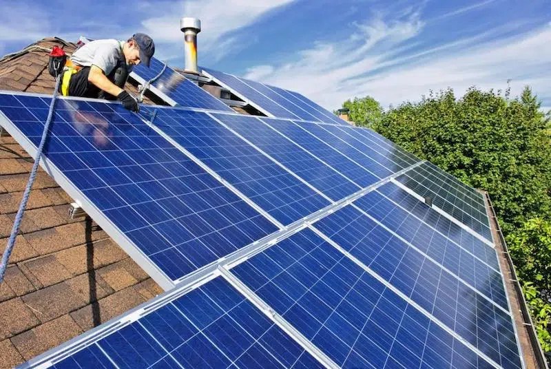 Pušteno u rad 76 solarnih elektrana u Federaciji BiH