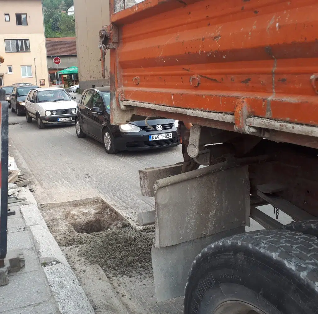 Radovi u ulicama Luka, 4.Muslimanske i Civilnih žrtava rata