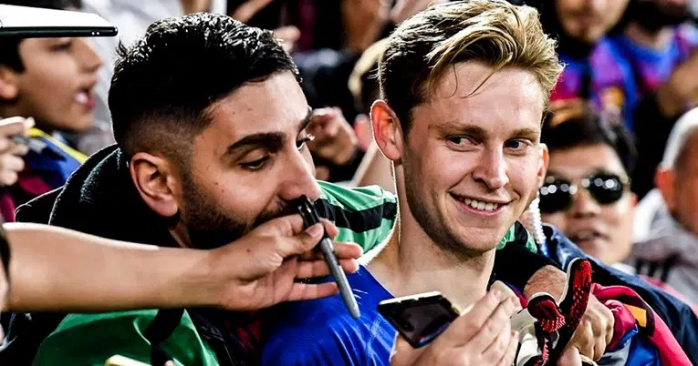 SPORT: DE JONG NE ŽELI OTIĆI IZ BARCELONE – KLUB JE U PANICI