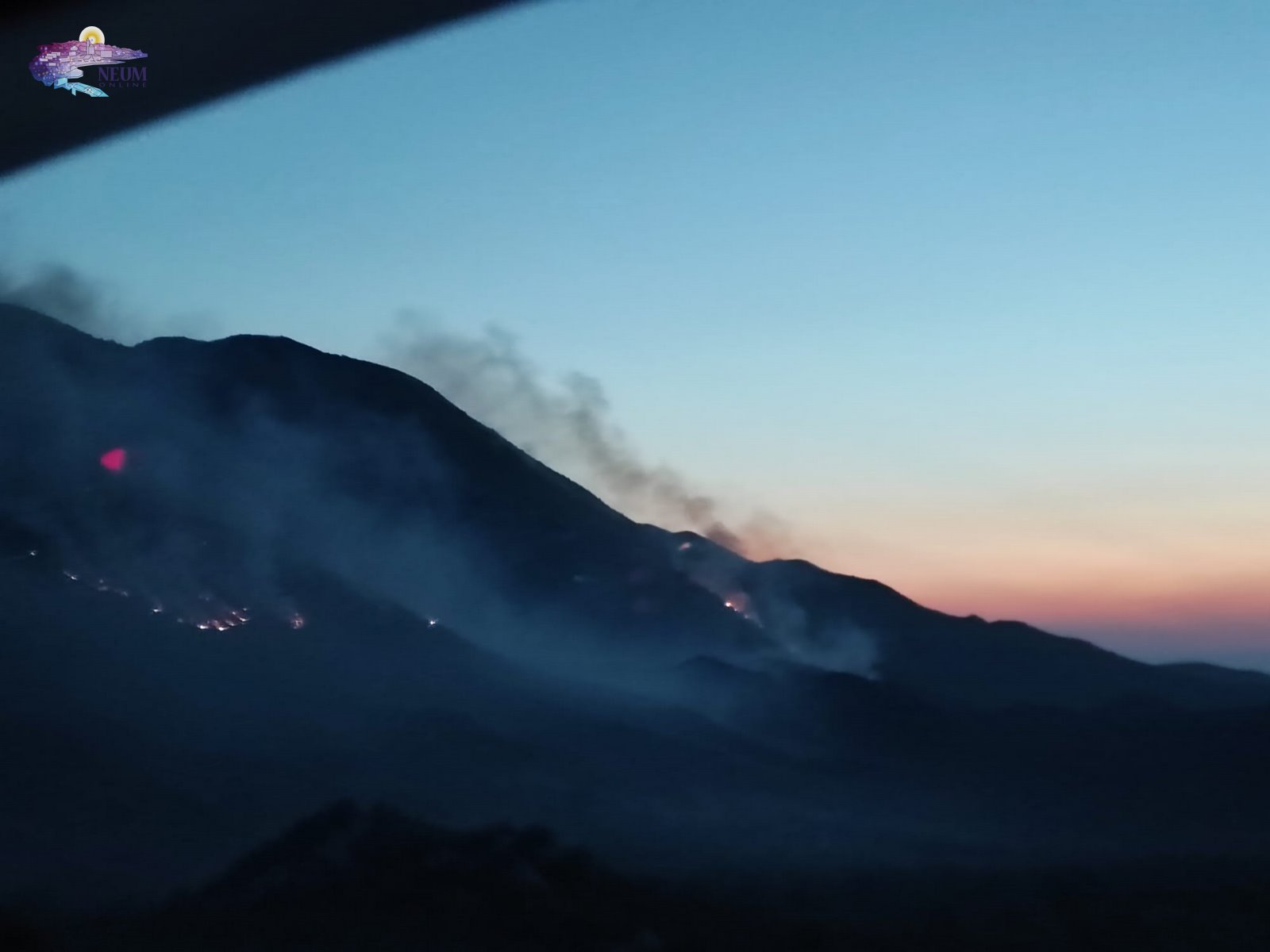 foto | požar se i dalje širi žabom, slijedi teška i nepredvidiva noć