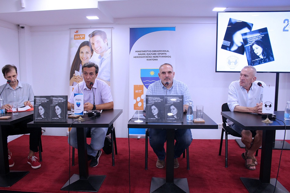 FOTO/VIDEO/”Mostarsko ljeto”: U Centru za kulturu Mostar promovisana knjiga Salke Šarića