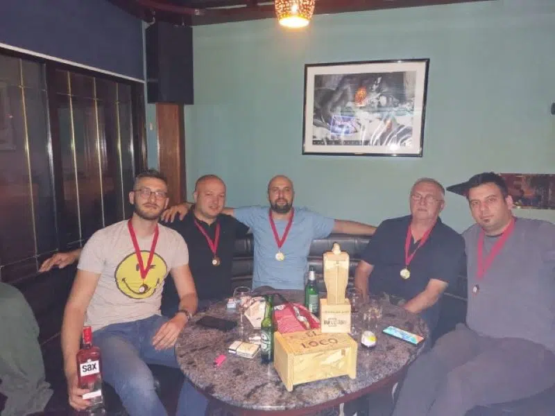 Ekipa “El loco” pobjednik prvoga duvanjskoga kviza, Drago Perić najbolji kvizaš