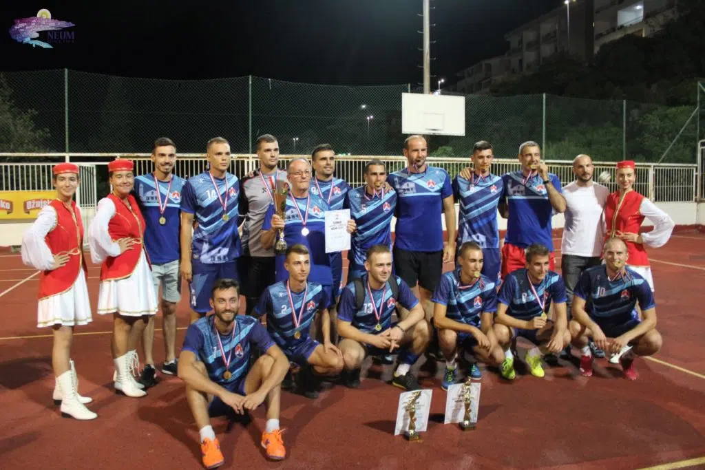 FOTO: MZ Hutovo osvojila prvu Ligu Mjesnih zajednica Neum 2022