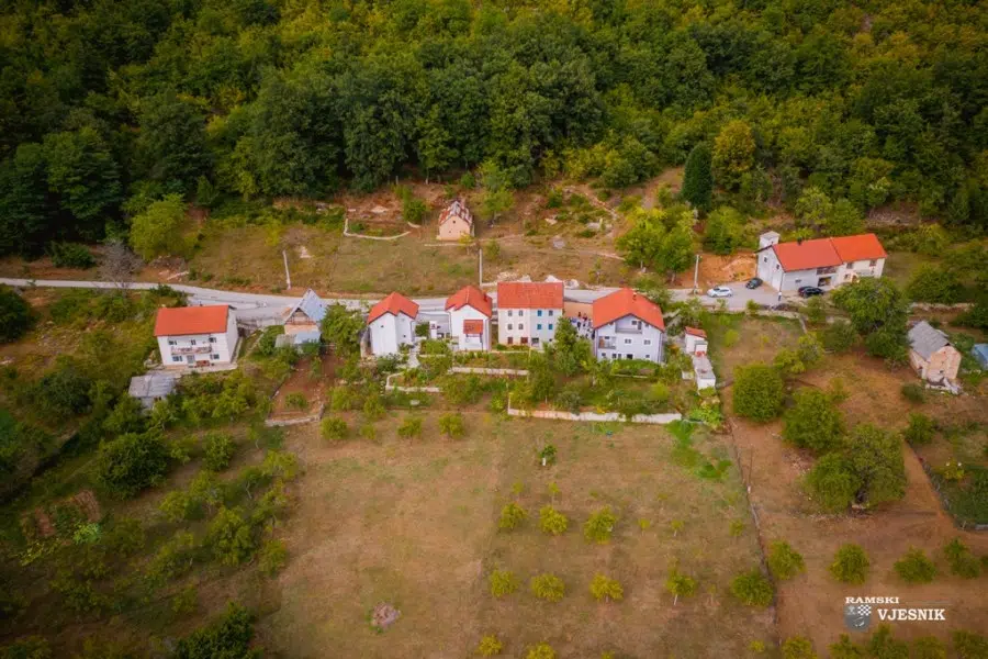 FOTO/VIDEO: Običaji koji se ne zaboravljaju