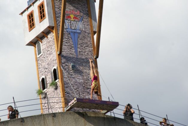 Popovici i Iffland pobjednici Red Bull Cliff Divinga u Mostaru