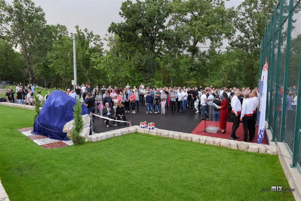 U Osoju svečano otvoren Sportski centar Vitez Mile Bošnjak