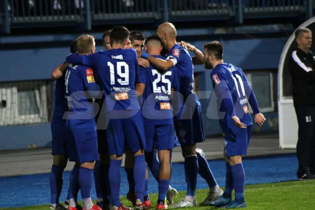 (FOTO) Željezničar u fantastičnoj utakmici savladao Tuzla City