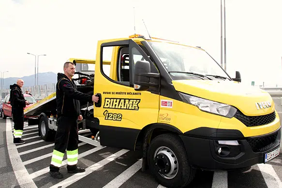 VOZAČI – IMATE PRAVO NA BESPLATNU POMOĆ NA CESTI