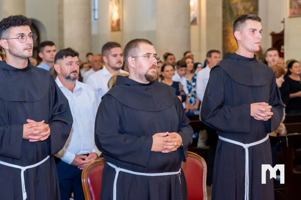 FOTO: Fra Slavko Anđelić iz Gruda položio svečane zavjete