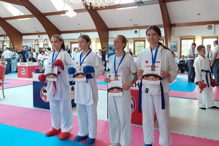 Karate klubu Posušje tri medalje s međunarodnog turnira u Bijeljini