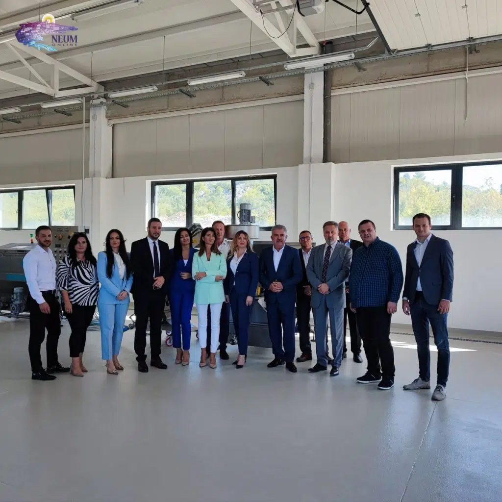 FOTO| Nositelji lista HDZ BiH i vodstvo HNŽ-a posjetili Neum