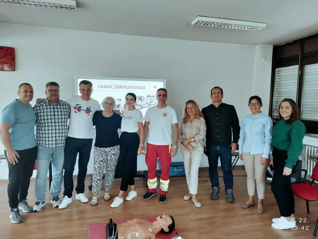 Održana je obuka za reanimaciju i pružanje hitne medicinske pomoći za profesore srednjih medicinskih škola HNK