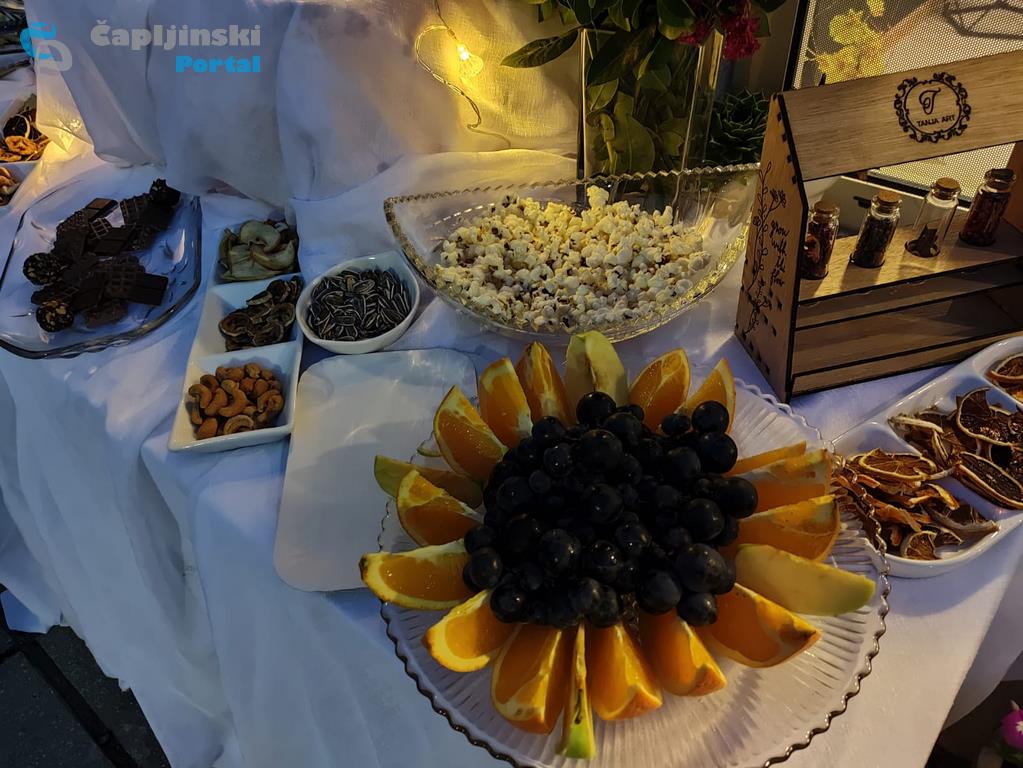 FOTO | Tanjina ručno rađena čokolada iz Čapljine oduševila sve posjetitelje