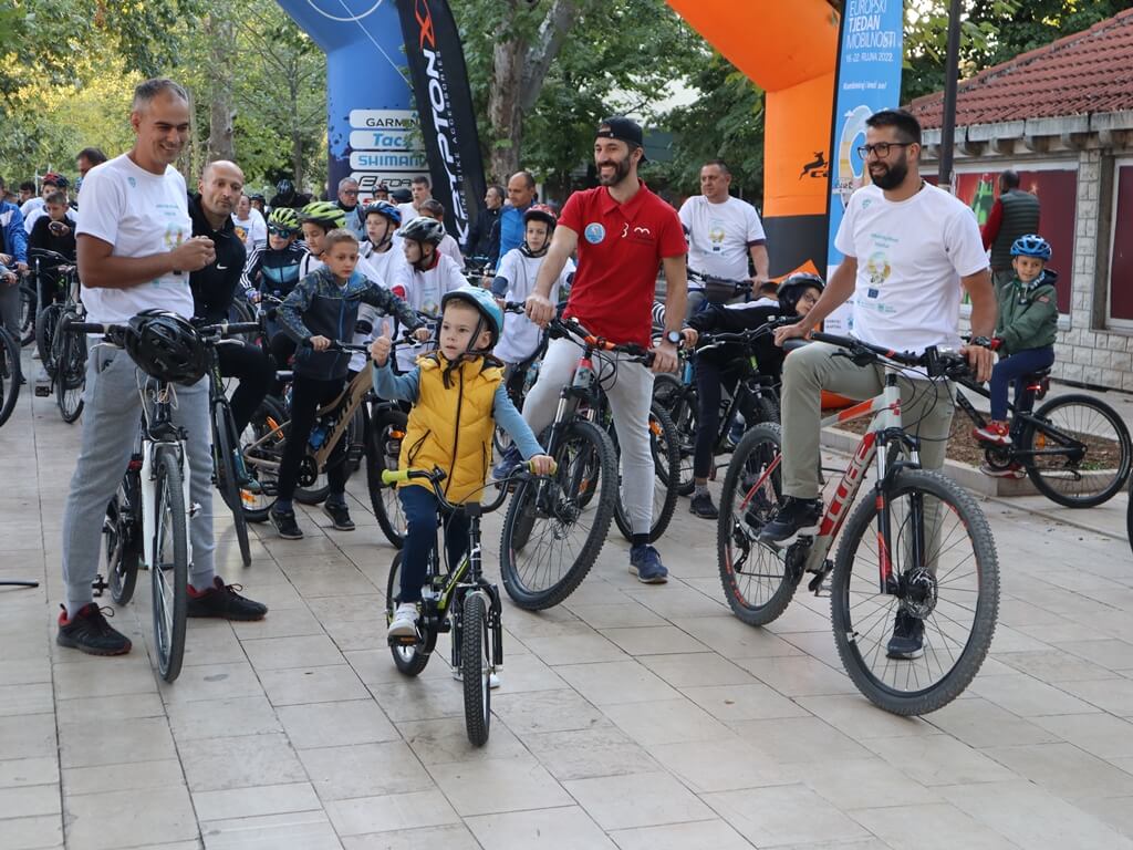 ‘druga mostarska biciklijada’ okupila veliki broj sudionika