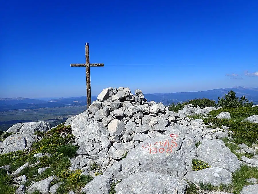 Branko Penjak / Davni livanjski poslijeratni dani i livanjski ‘Kamišari’