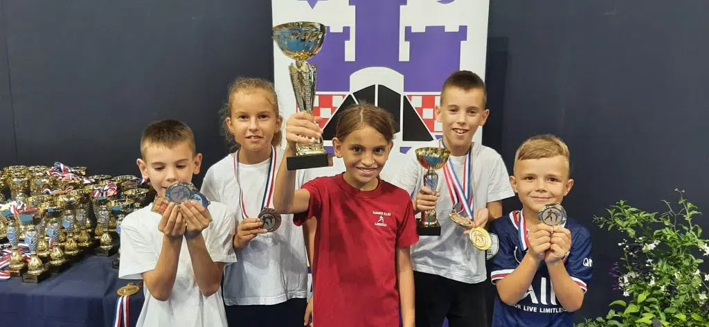 Karate klub Ljubuški uspješan u Zagrebu