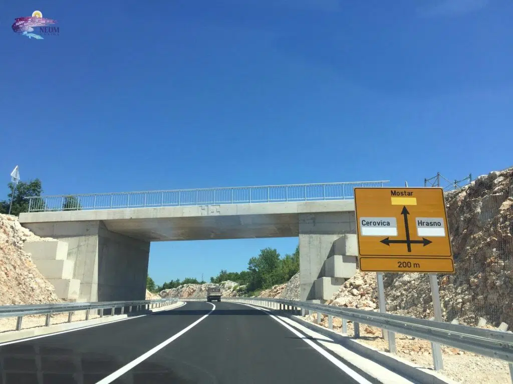 Rekordan broj vozila na cesti Neum-Stolac