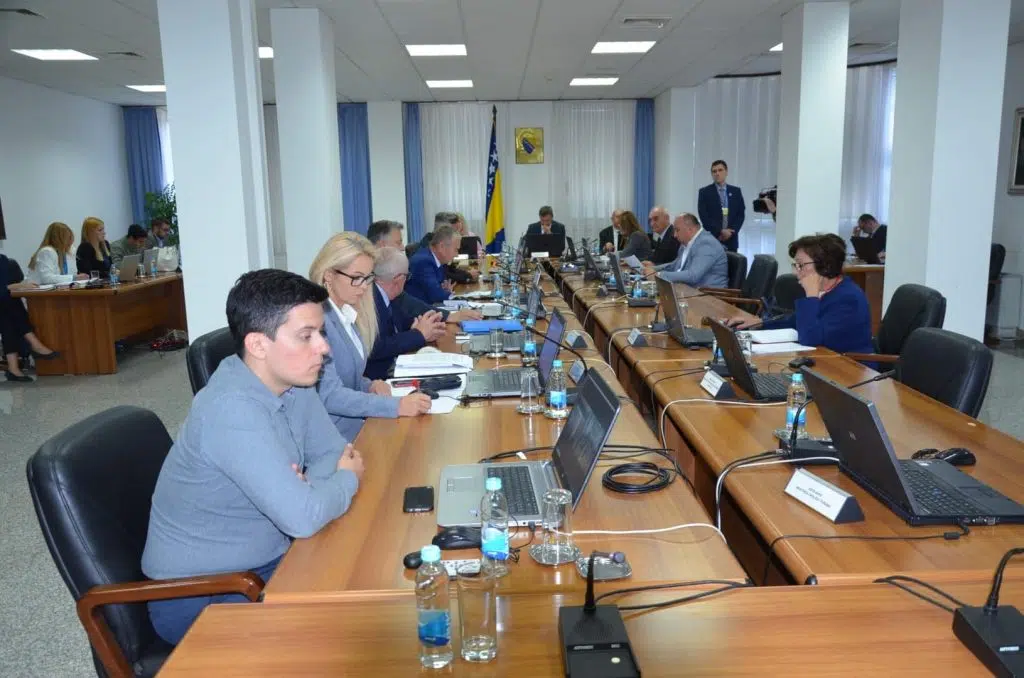 Vlada FBIH: Dopuna uredbe o pomoći stanovništvu
