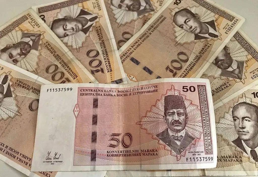 Vlada FBiH dopunila Uredbu: Po 100 KM i za oko 270 tisuća nezaposlenih