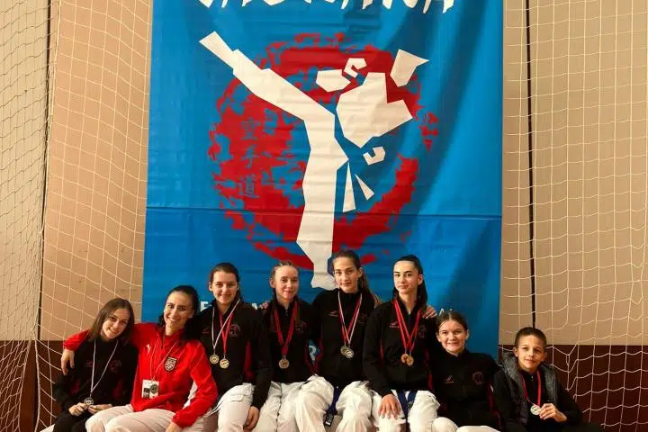 Karate klub Posušje nastupio je na dva natjecanja i osvojio 16 medalja!!!